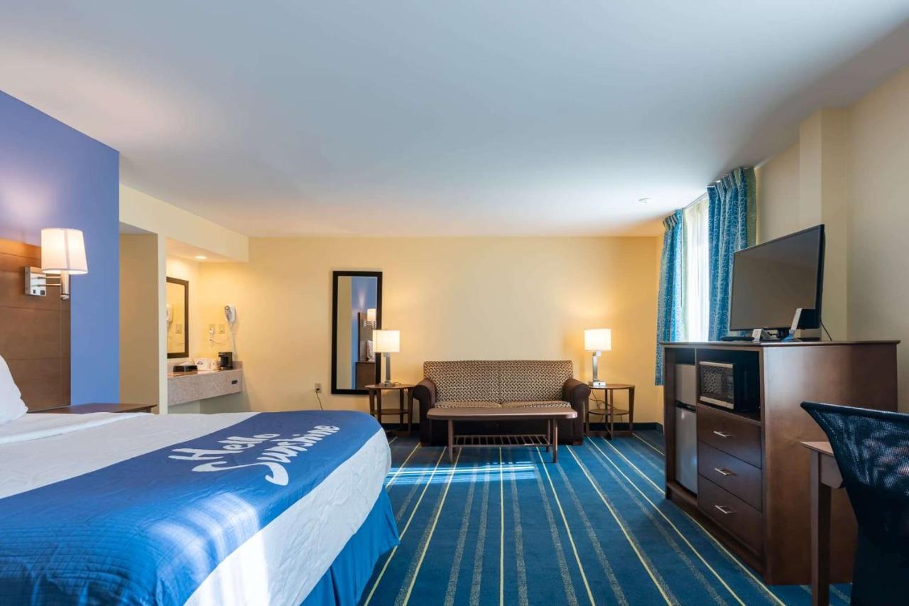 Days Inn By Wyndham Hartford/Closest Downtown Екстер'єр фото