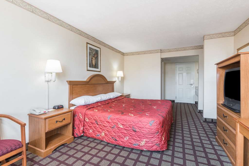 Days Inn By Wyndham Hartford/Closest Downtown Номер фото